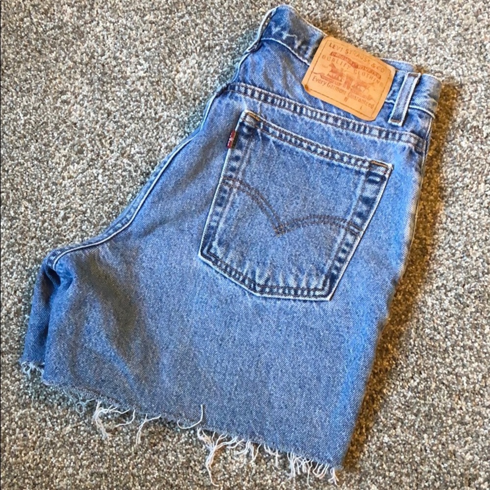 Vintage high waisted Levi shorts